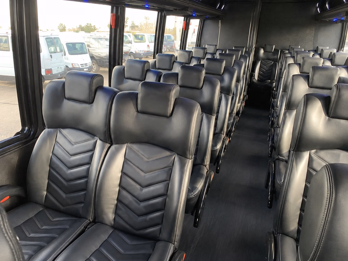 airport transfer buses for hollywood wedding guests flying into fll