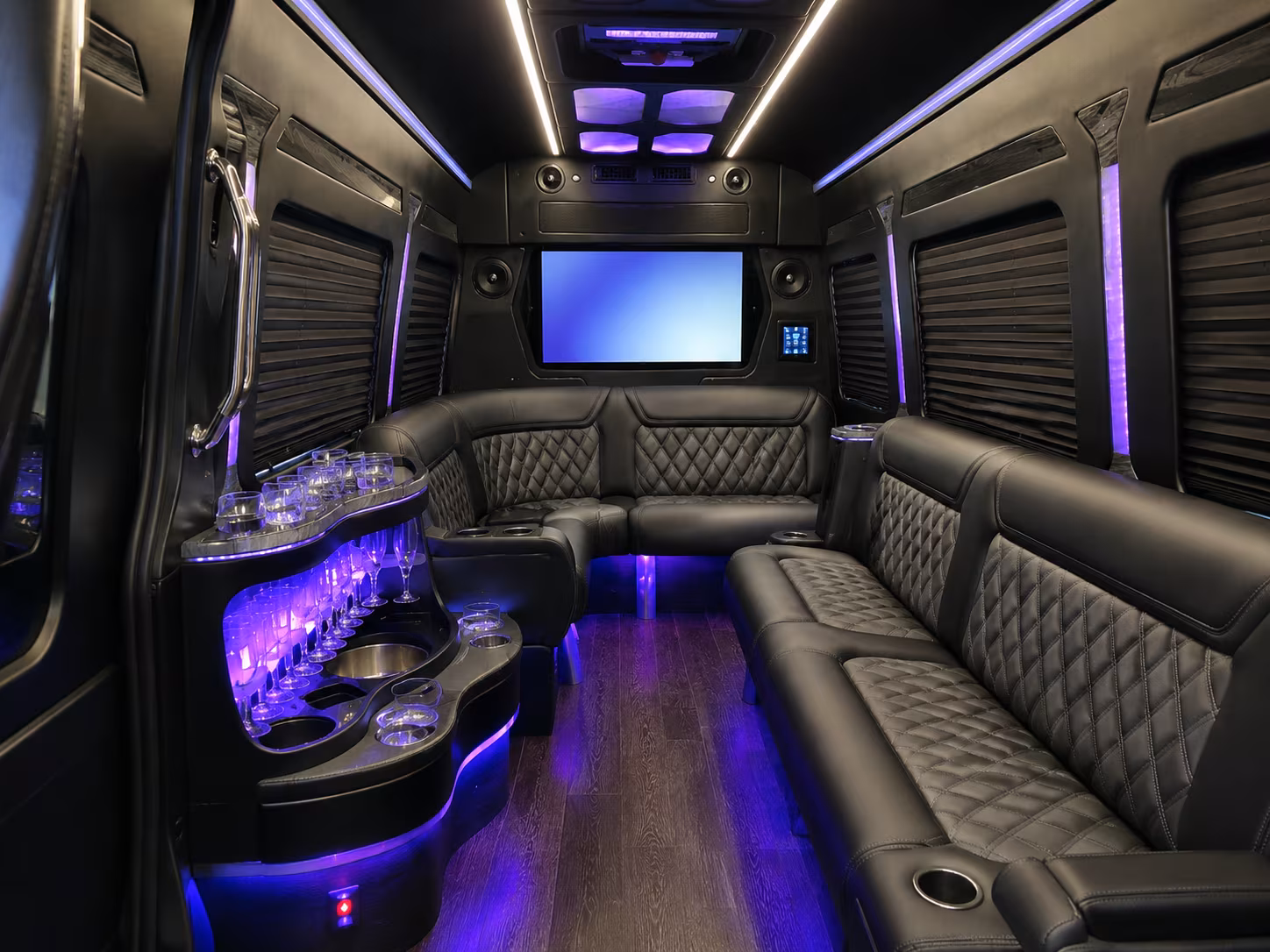 bus rentals for fort lauderdale hollywood international airport employee transfers