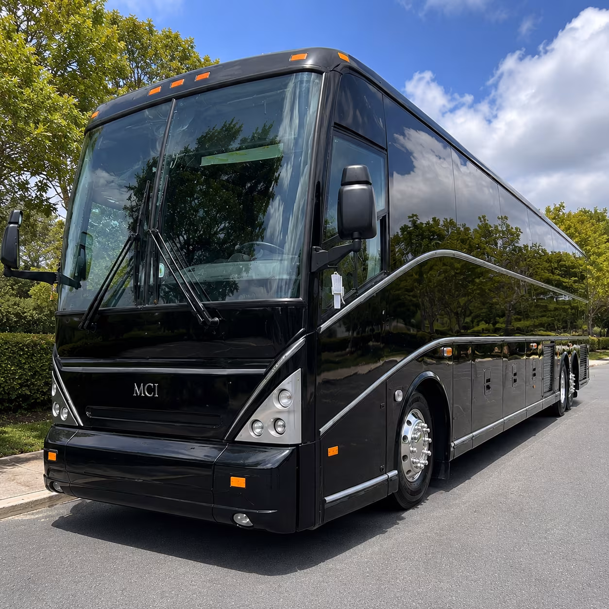 charter bus rentals for military ceremonies and official events in hollywood