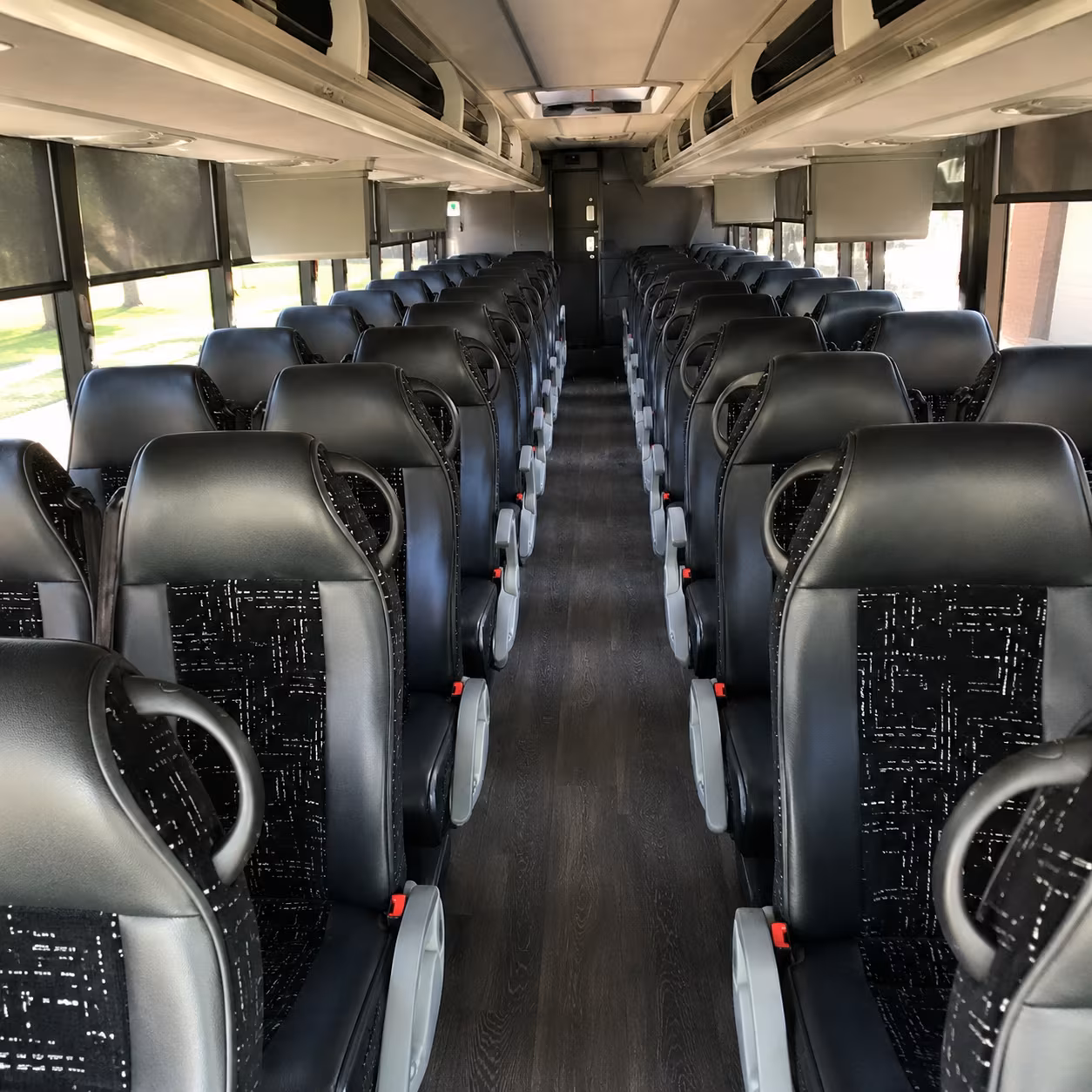 charter bus service for hollywood corporate and convention groups