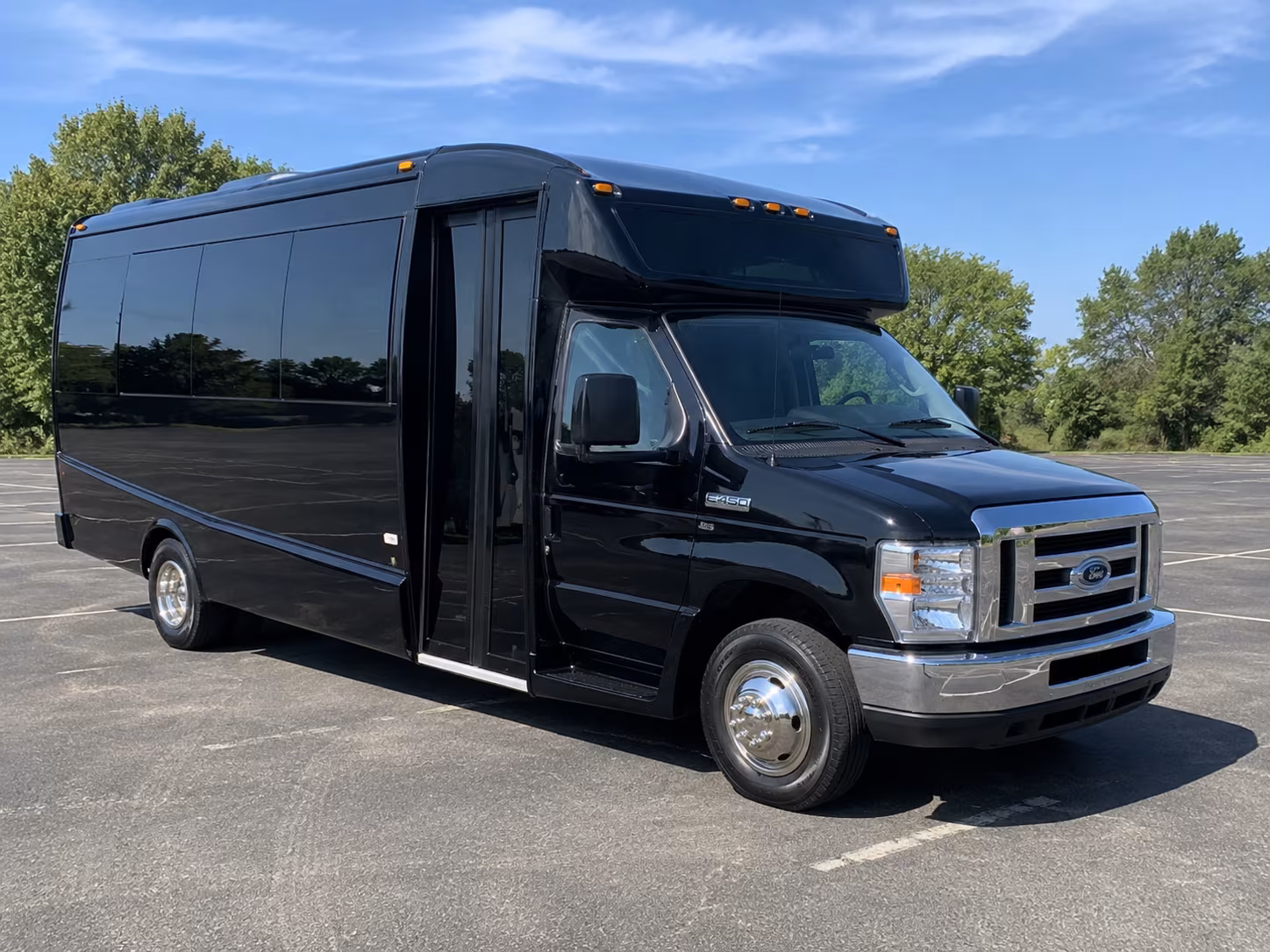 charter buses for large hollywood prom groups