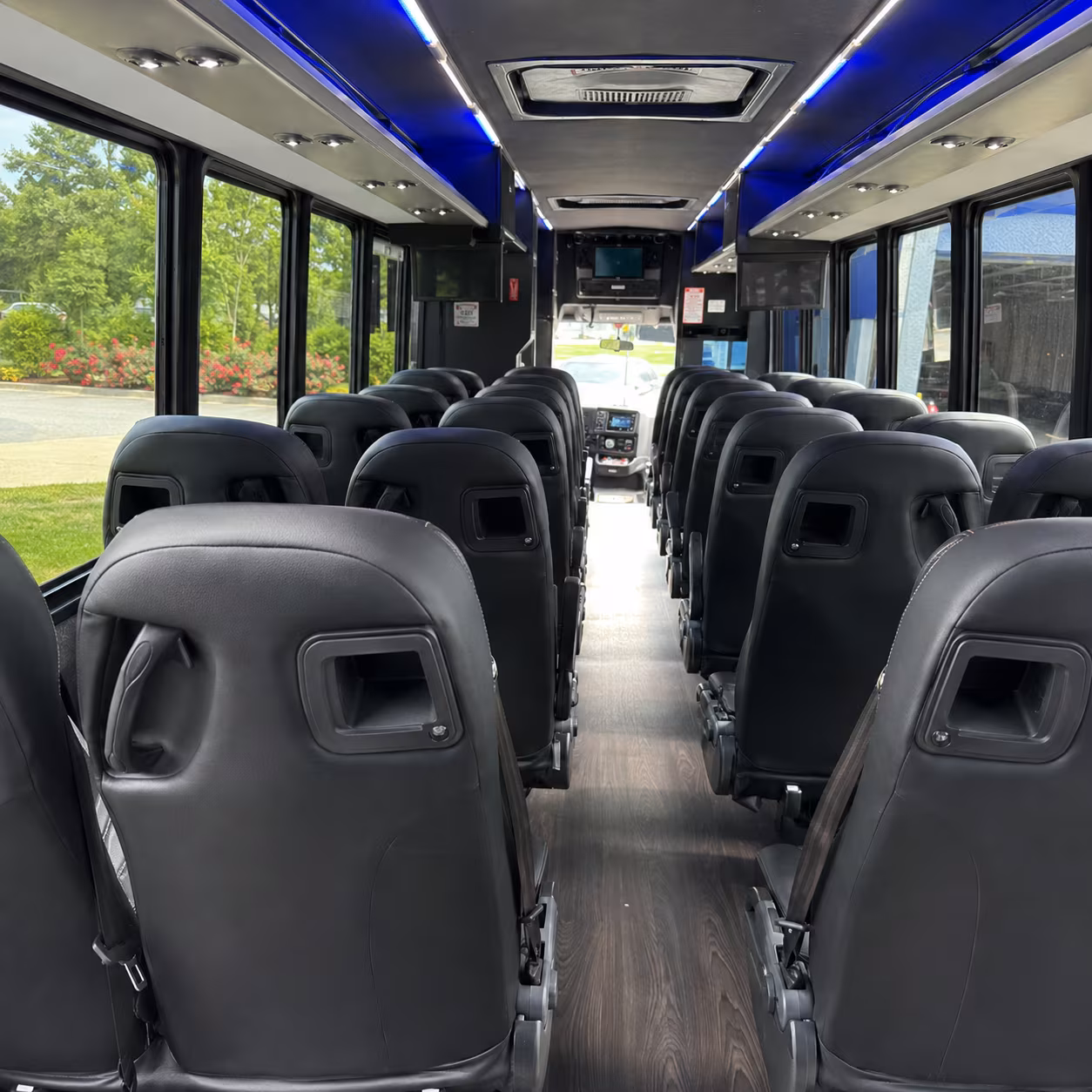 do extra stops add to the cost of a bus rental in hollywood