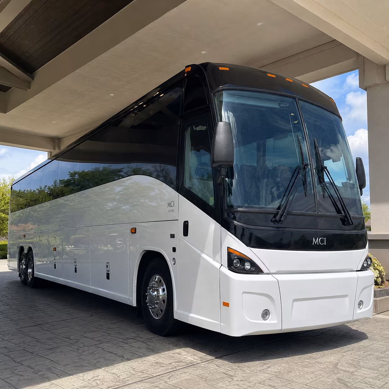 fort lauderdale hollywood international airport fll charter bus rentals