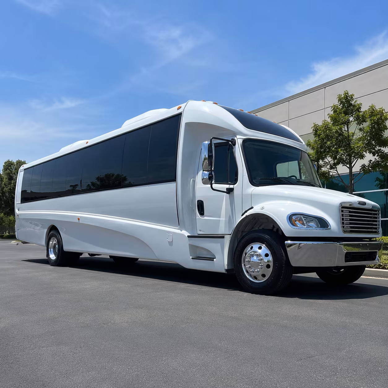 hollywood 15 passenger minibus