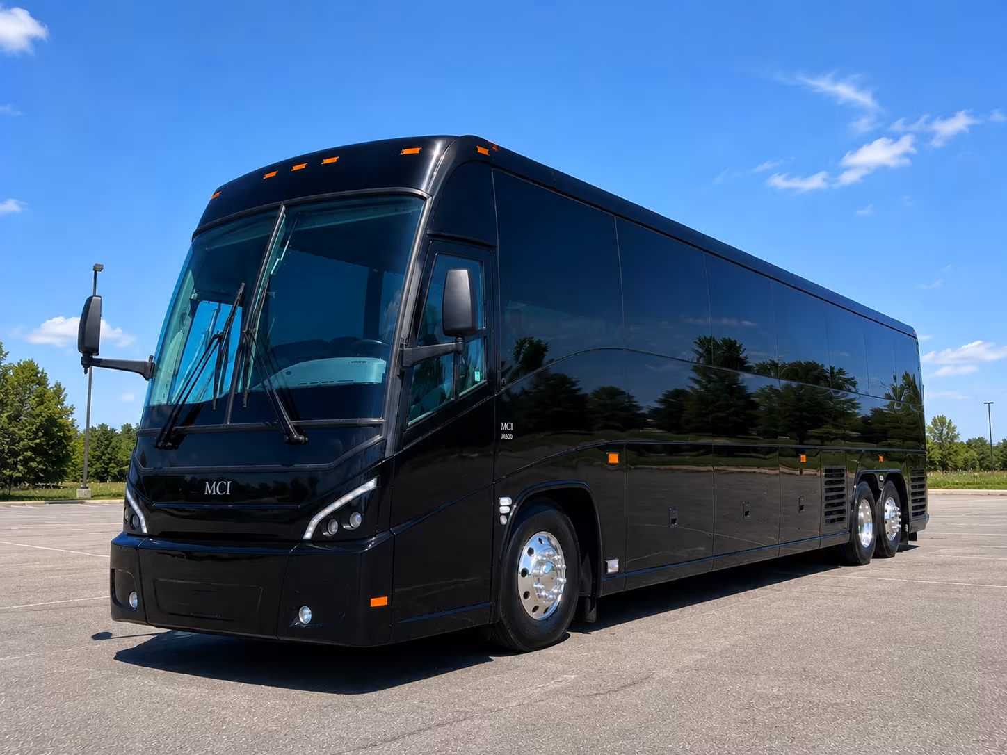 hollywood charter bus rentals for long distance trips to orlando