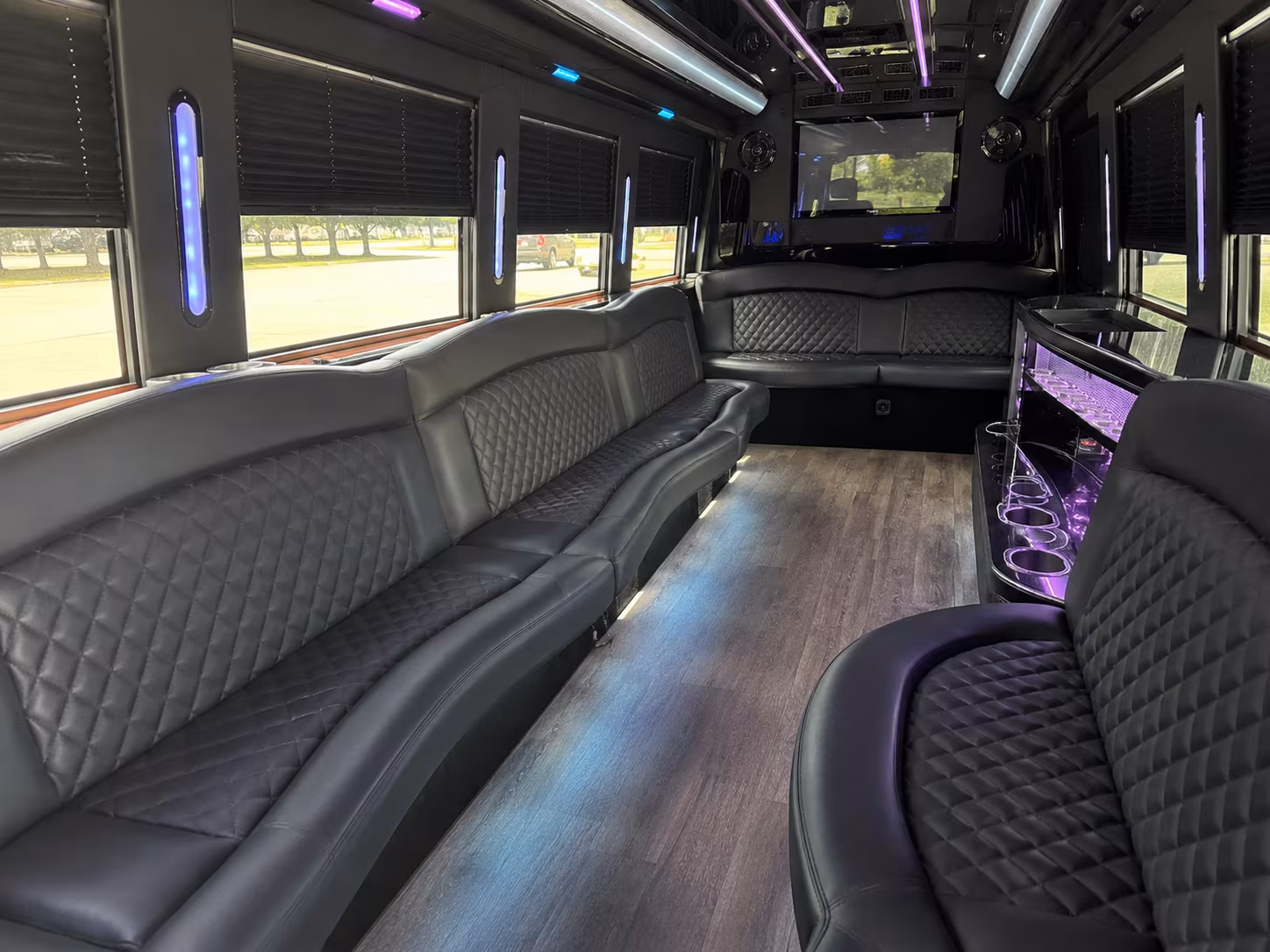 hollywood concert live event party bus rental