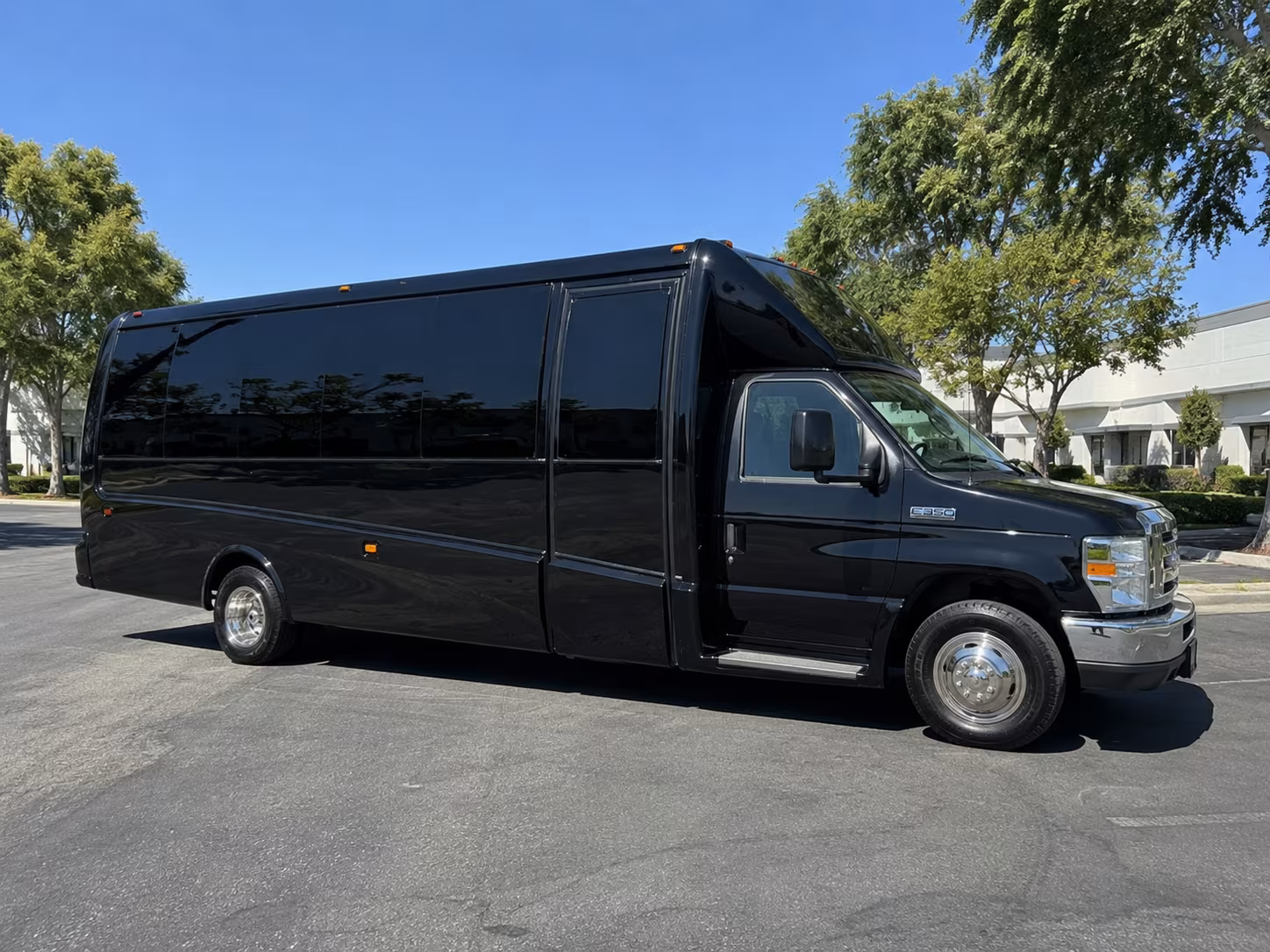 hollywood party bus booking step 1