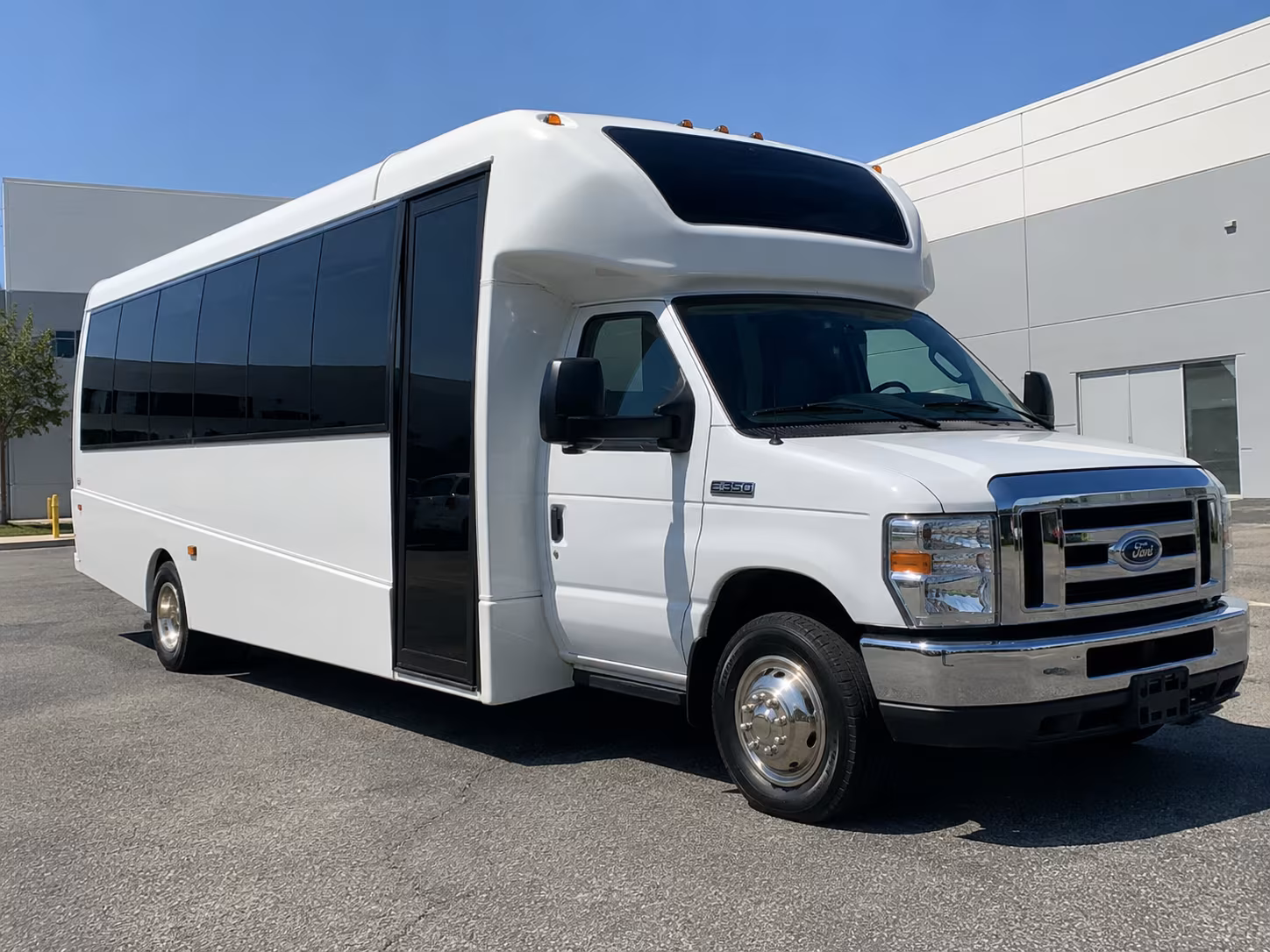 hollywood prom transportation onboard seating