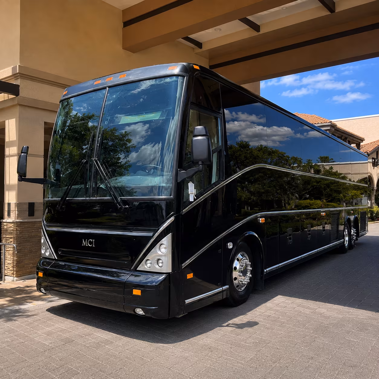 military base shuttle buses serving hollywood and south broward