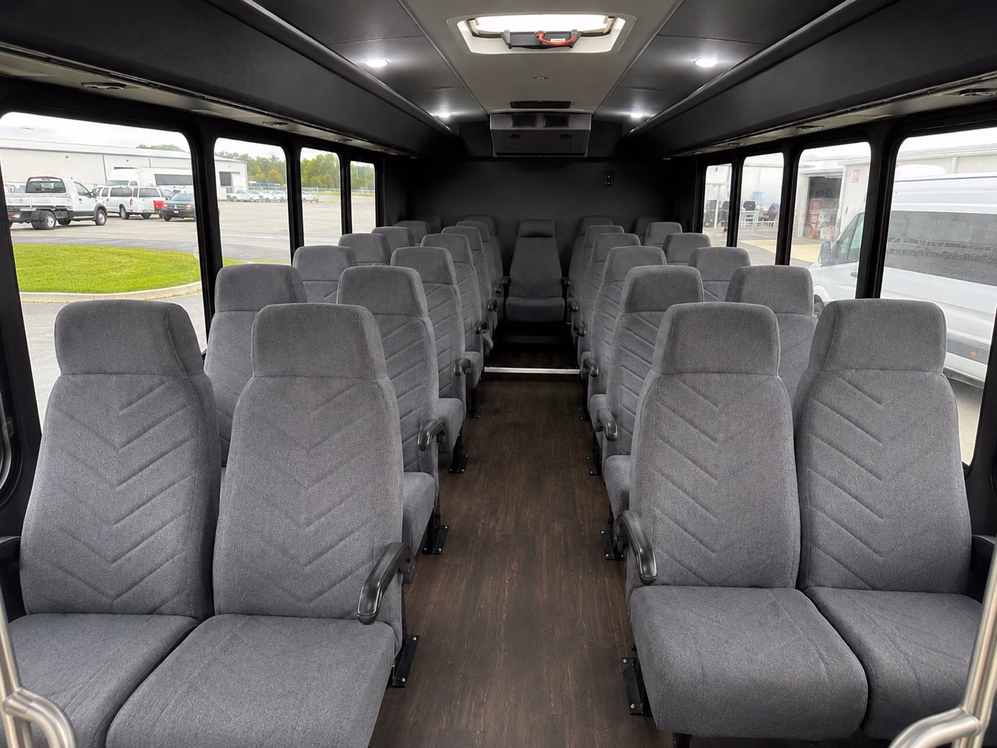 wedding guest shuttle buses between hollywood hotels and your venue